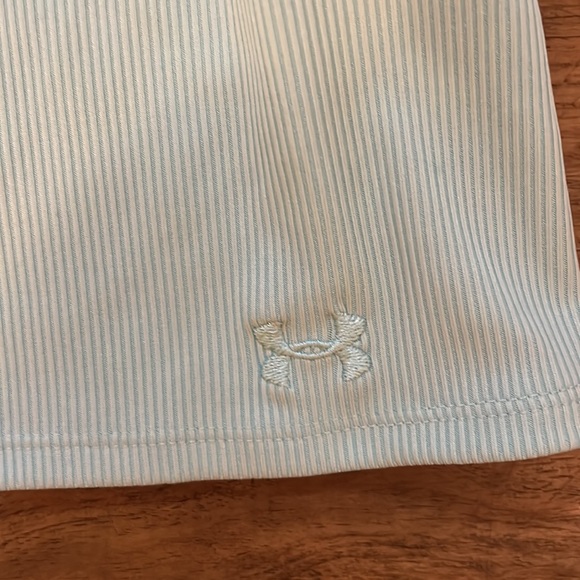 Under Armour Women’s UA Victory Heat Gear Tank - Picture 2 of 4